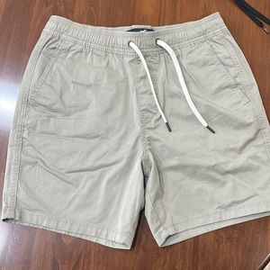 Hollister epic flex 7” jogger shorts. Size Small. Excellent condition.